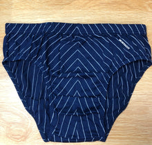 將圖片載入圖庫檢視器 03款男裝三角型斜條紋內褲-深藍色
